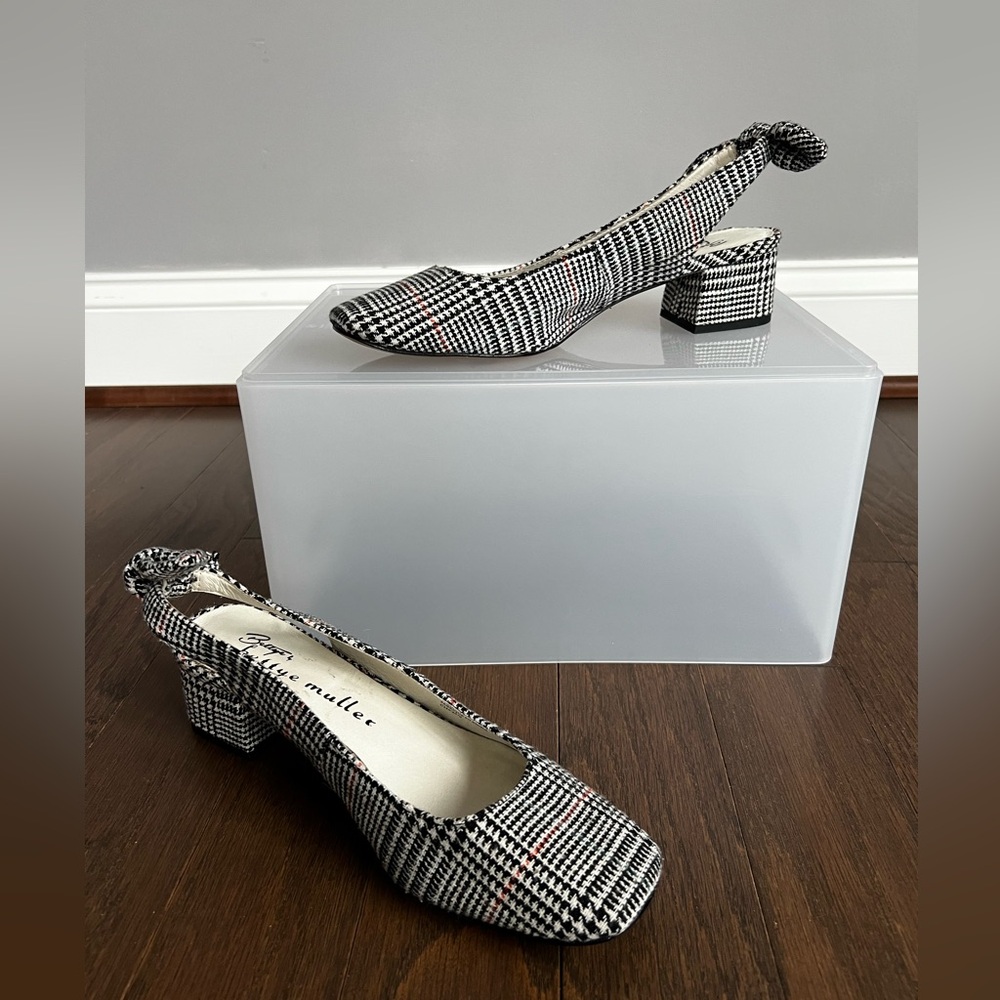 Bettye Muller Houndstooth Slingback Block
Heels - Picture 2 of 12